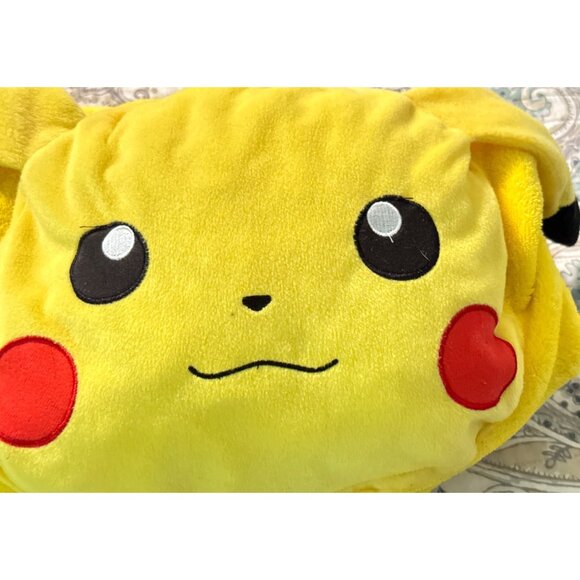 Pokémon Pikachu Fleece Blanket Pillow Throw Wrap Yellow Kids Sleeping Bed Nap - Picture 4 of 7